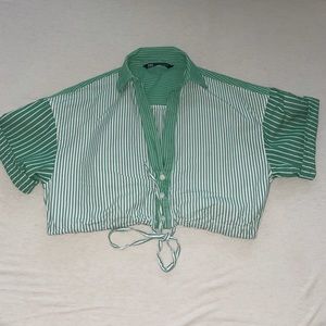 ZARA Cropped button up shirt